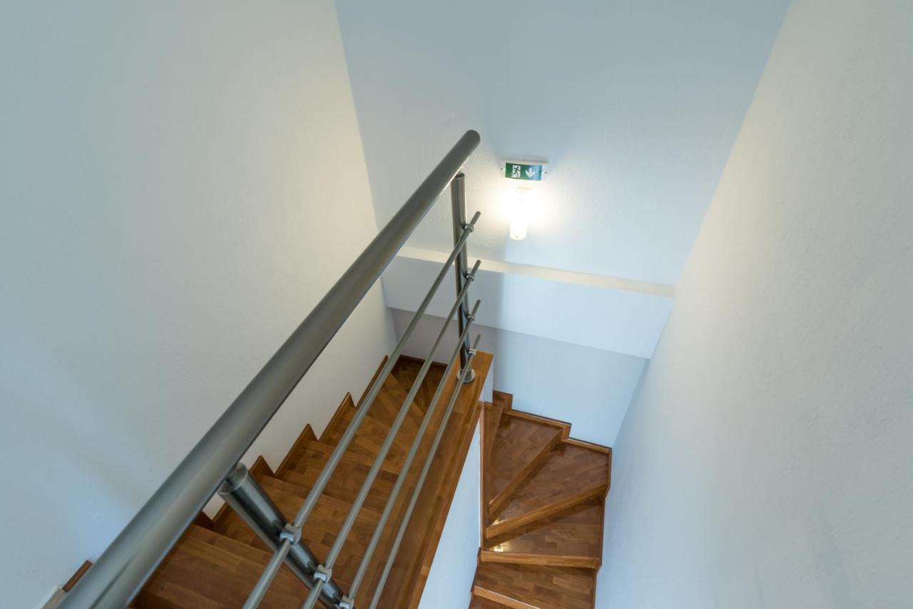 Kalli'S Apartments Nikíti Eksteriør bilde